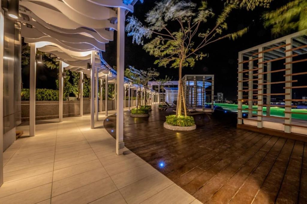 Sina Troika Residence Kota Bharu 2Br Wifi Netflix Pool Экстерьер фото