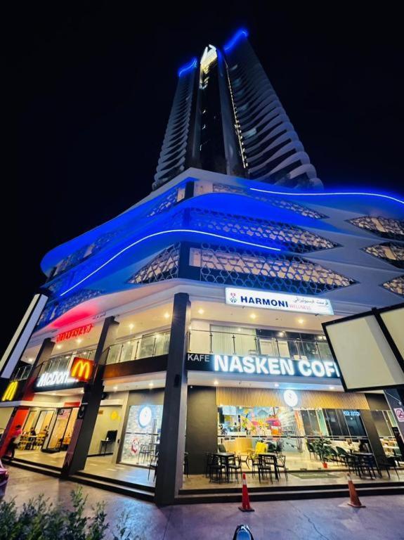 Sina Troika Residence Kota Bharu 2Br Wifi Netflix Pool Экстерьер фото